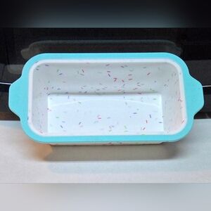 Cuisinart Silicone Load Baking Pan 11.5 X 6 X 3.5"